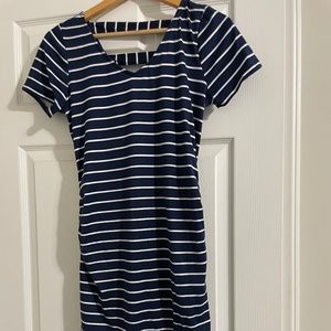 Full Moon maternity dress